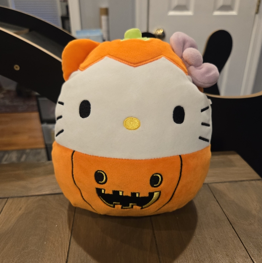 Hello Kitty Halloween Pumpkin Squishmallows Plush